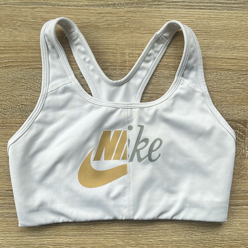 Nike Dri-Fit Sports Bra Size M !!